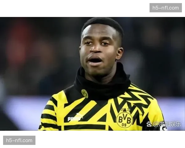 官方：多特蒙德与19岁中场核心穆科科续约至2030年